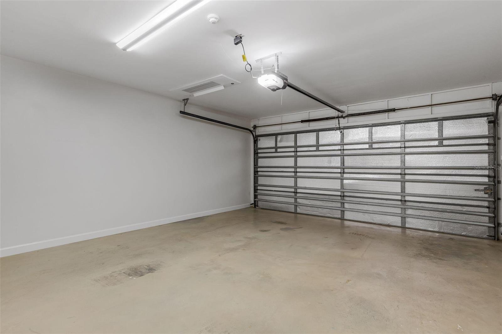 OAK GROVE PARK - Residential