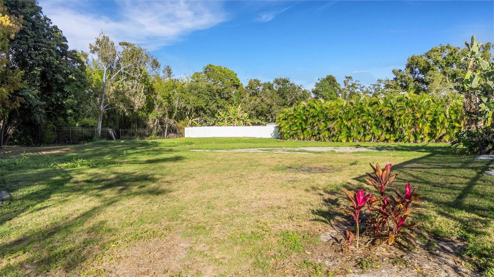 OAK GROVE PARK - Residential