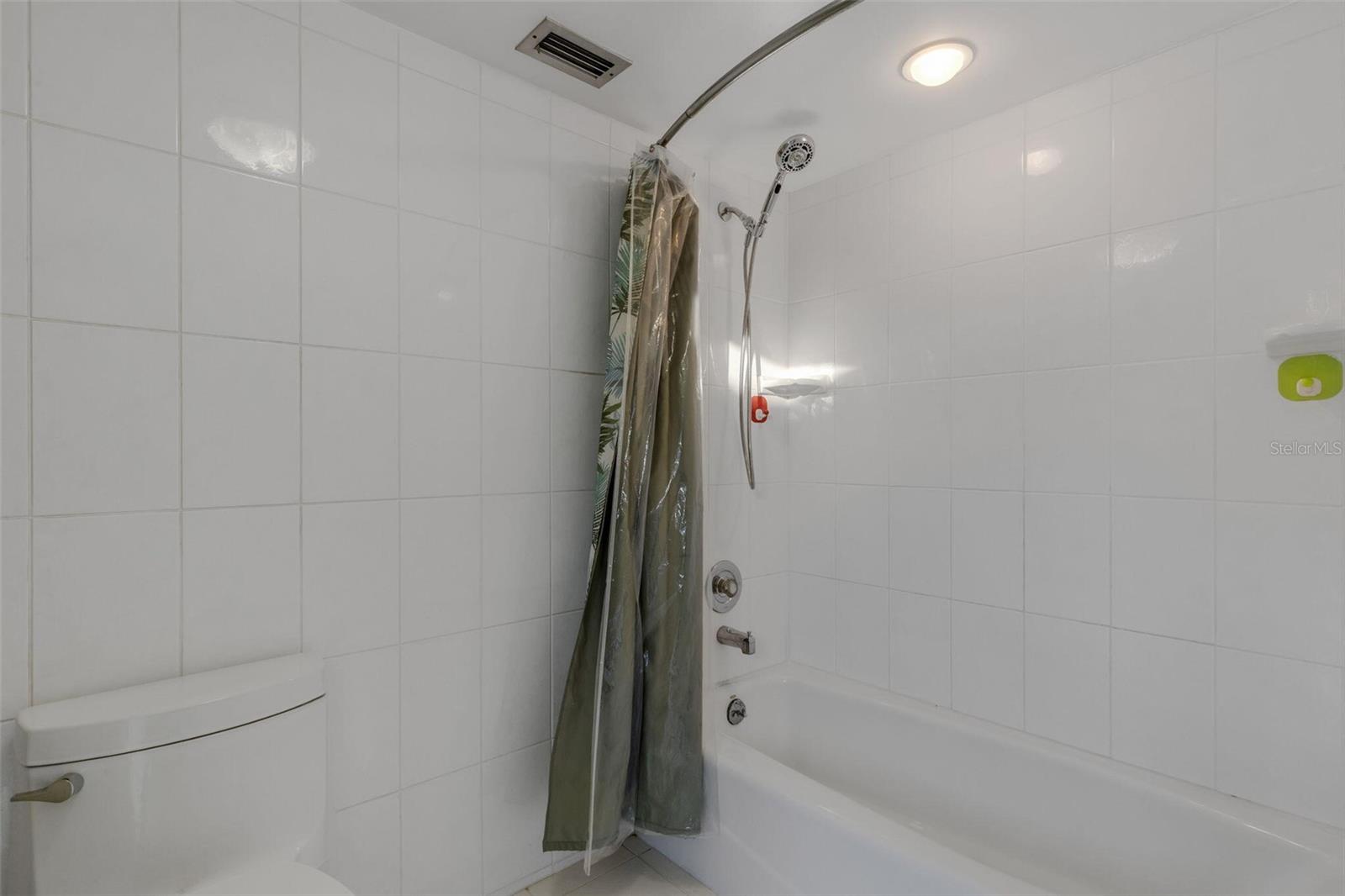 OAK GROVE PARK - Residential