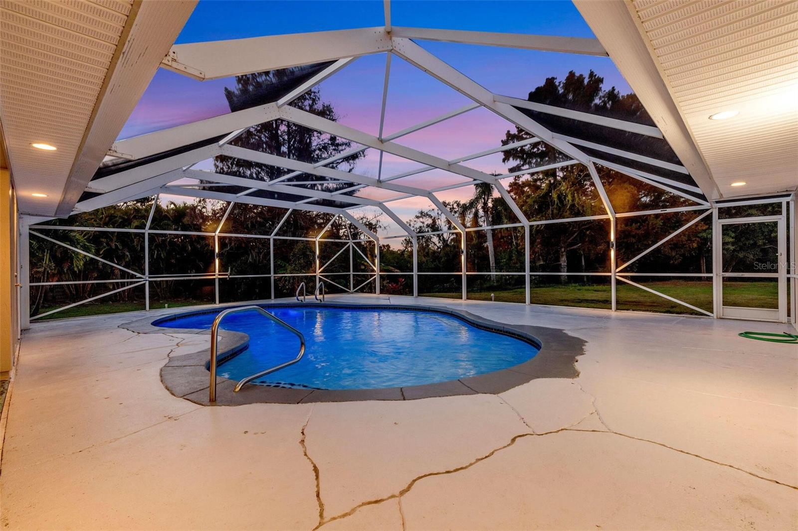 OAK GROVE PARK - Residential