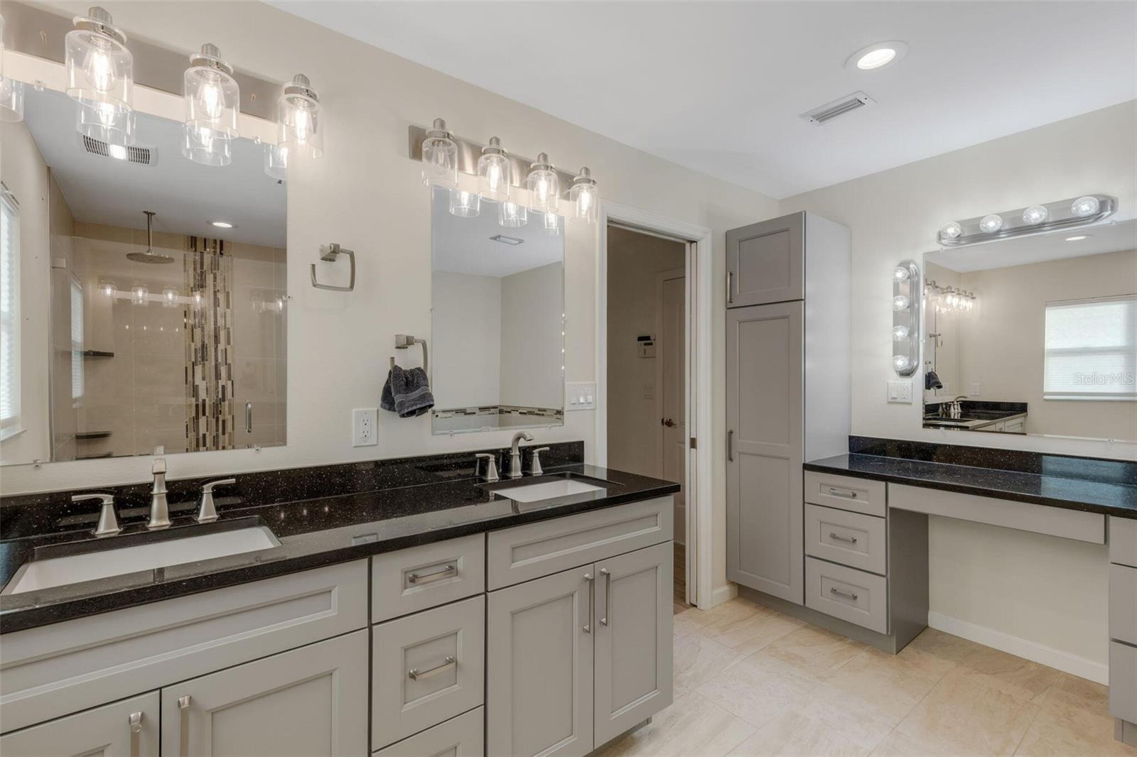 OAK GROVE PARK - Residential