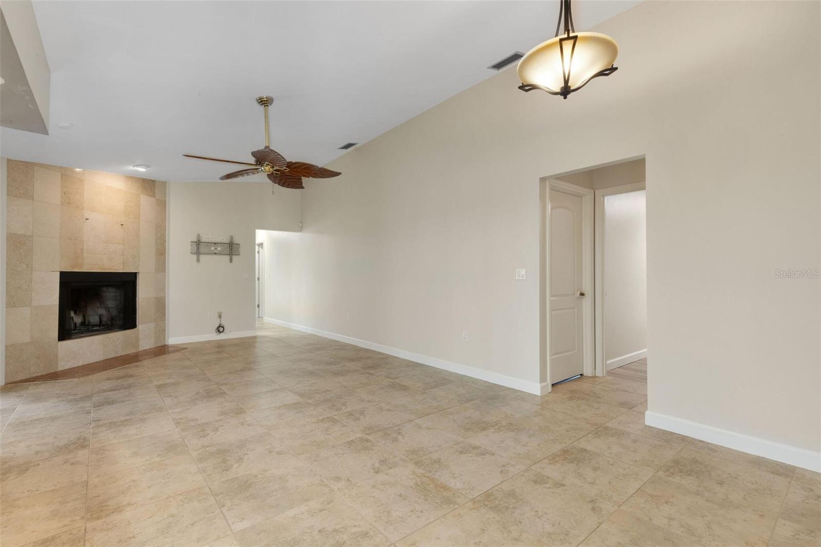 OAK GROVE PARK - Residential