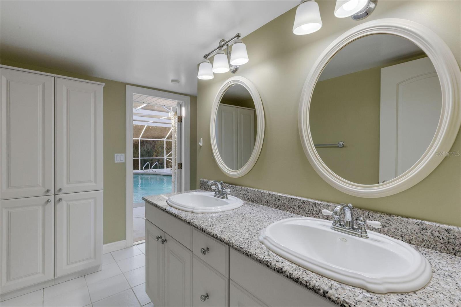 OAK GROVE PARK - Residential