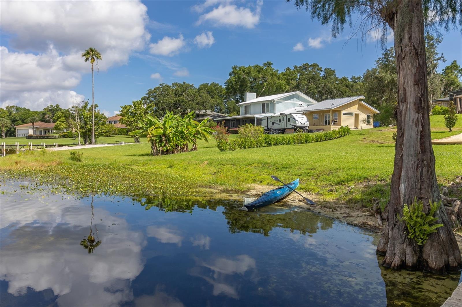 CRESCENT LAKE ESTATES - Residential