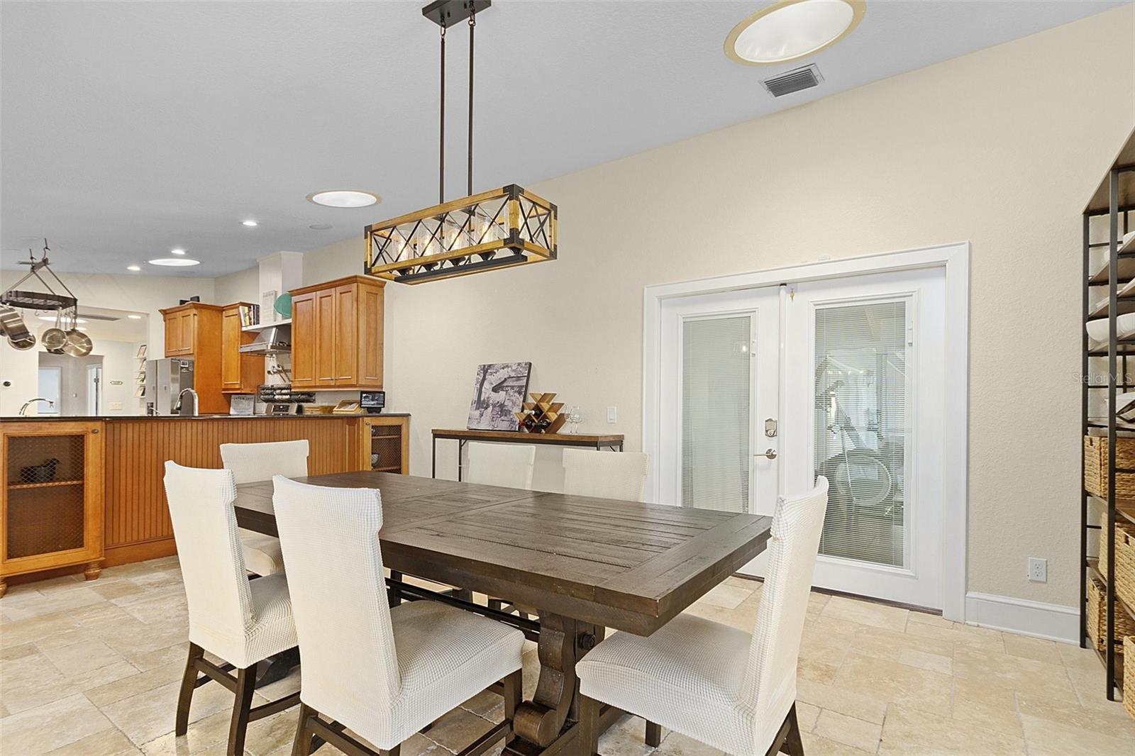 CRESCENT LAKE ESTATES - Residential