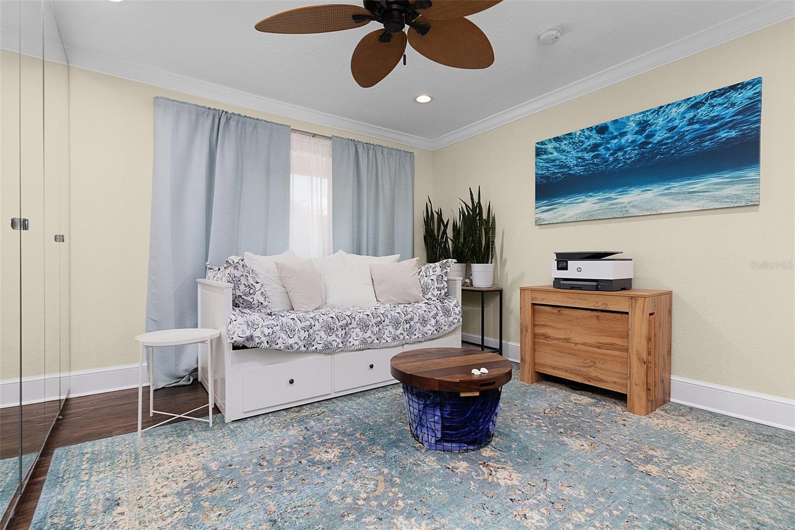 CRESCENT LAKE ESTATES - Residential