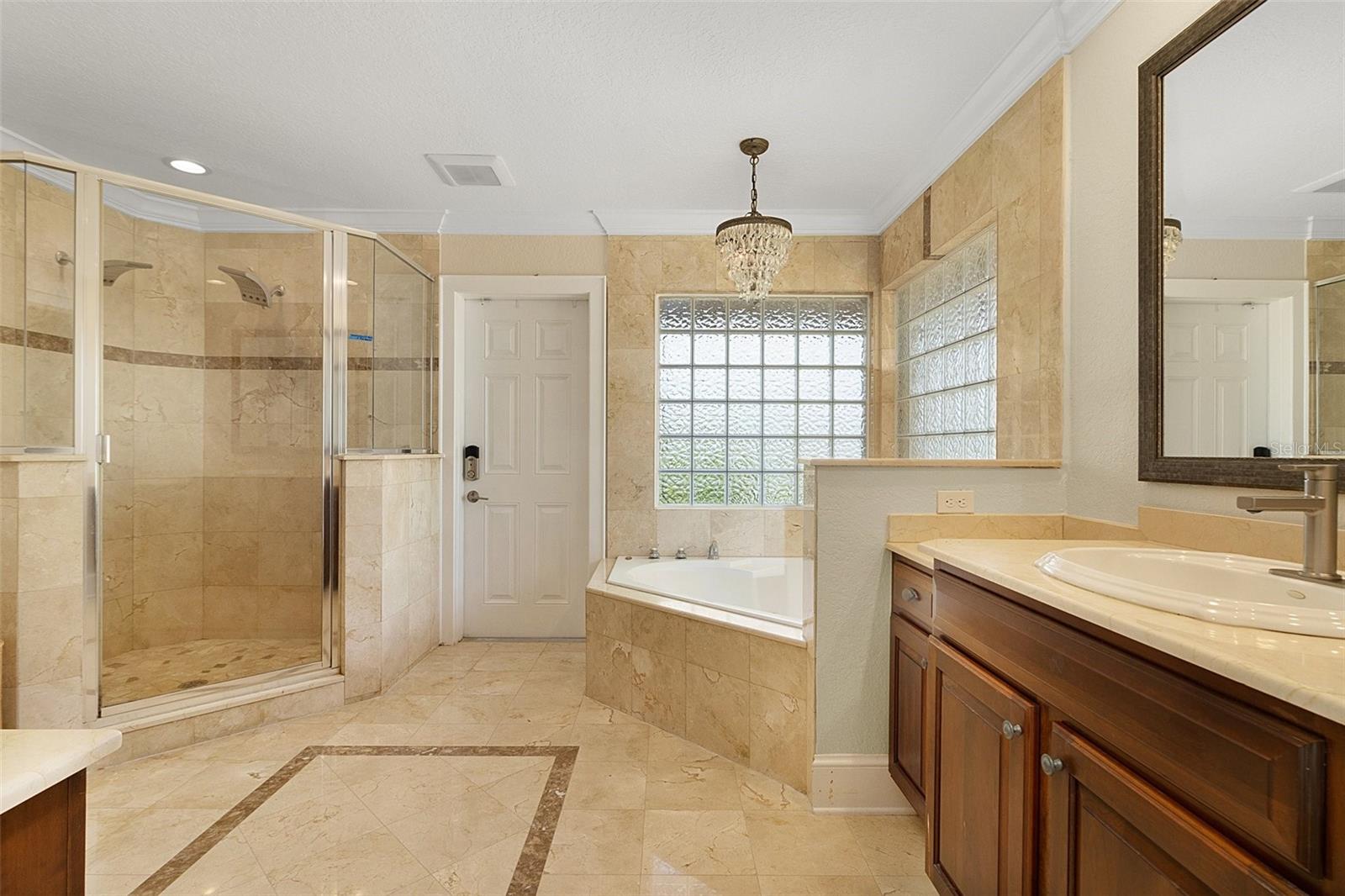 CRESCENT LAKE ESTATES - Residential