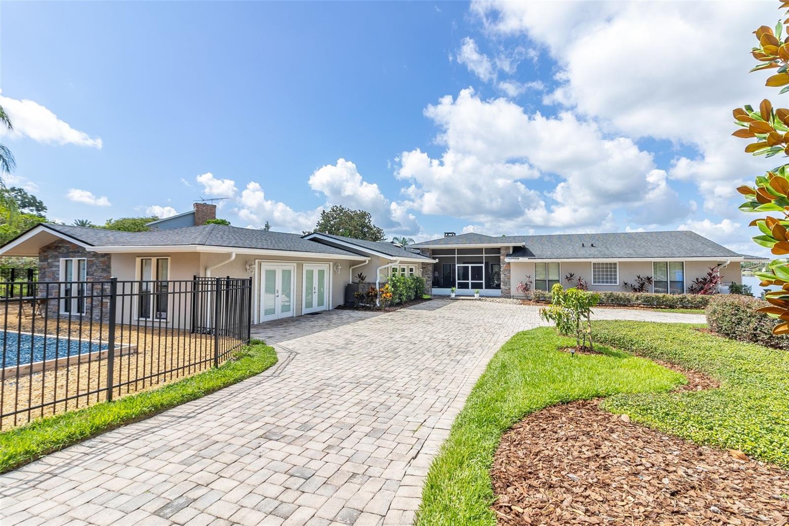 CRESCENT LAKE ESTATES - Residential