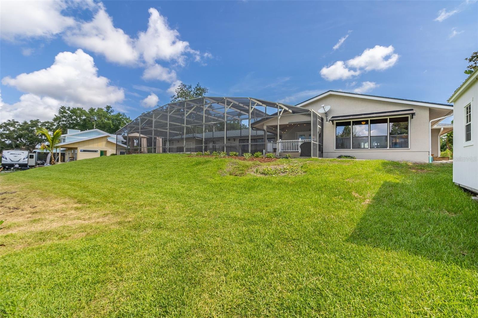 CRESCENT LAKE ESTATES - Residential