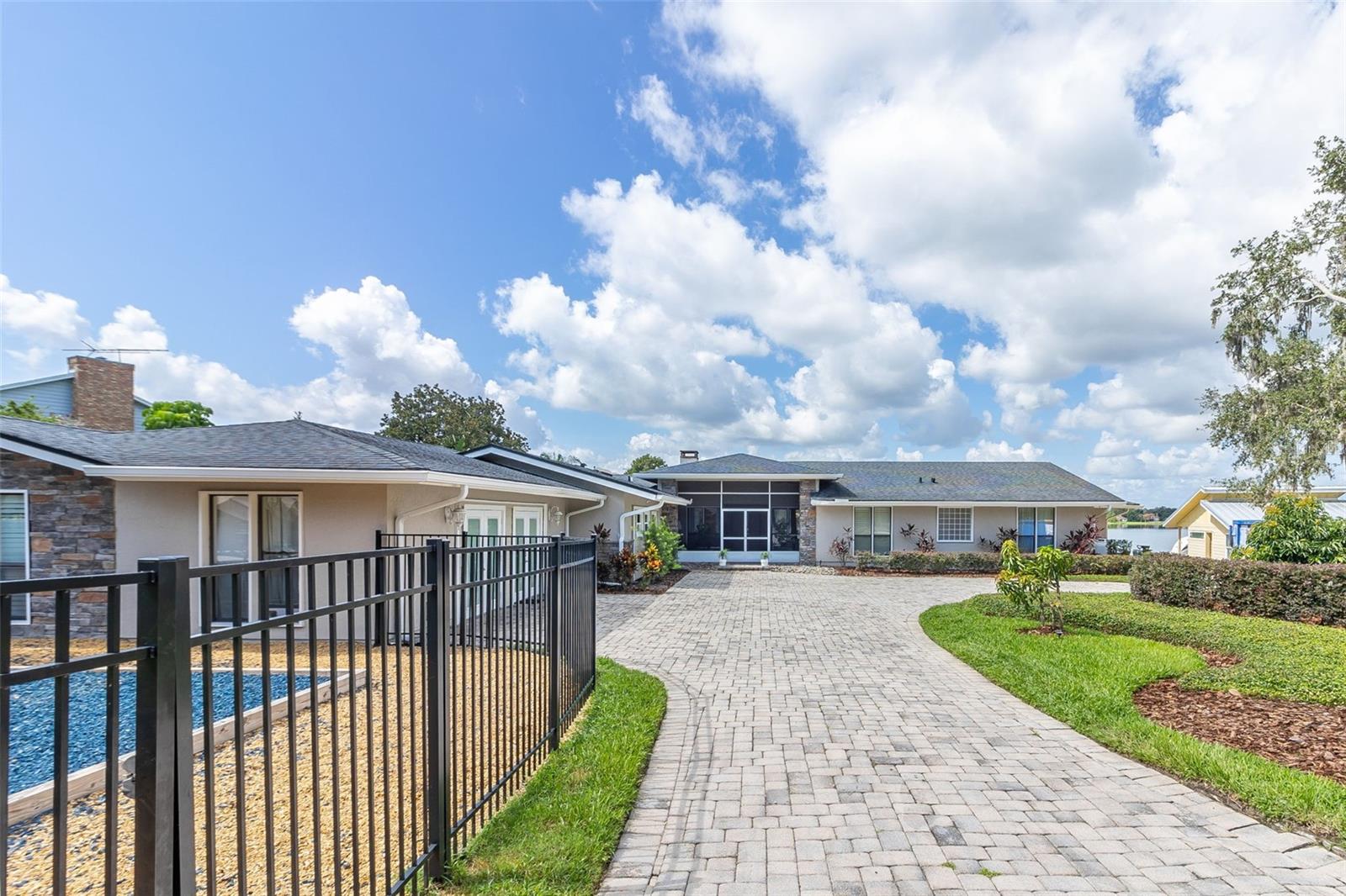 CRESCENT LAKE ESTATES - Residential