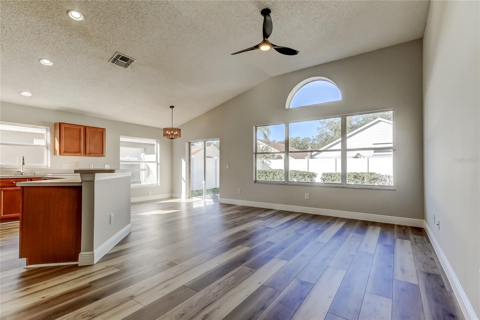 FAWN LAKE PH IV - Residential Lease