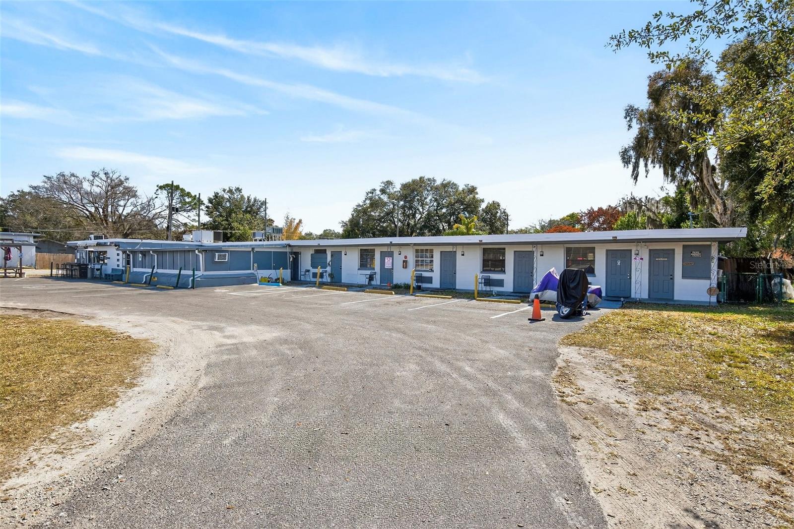 EL RANCHO PARK ADD BLK B - Commercial Sale