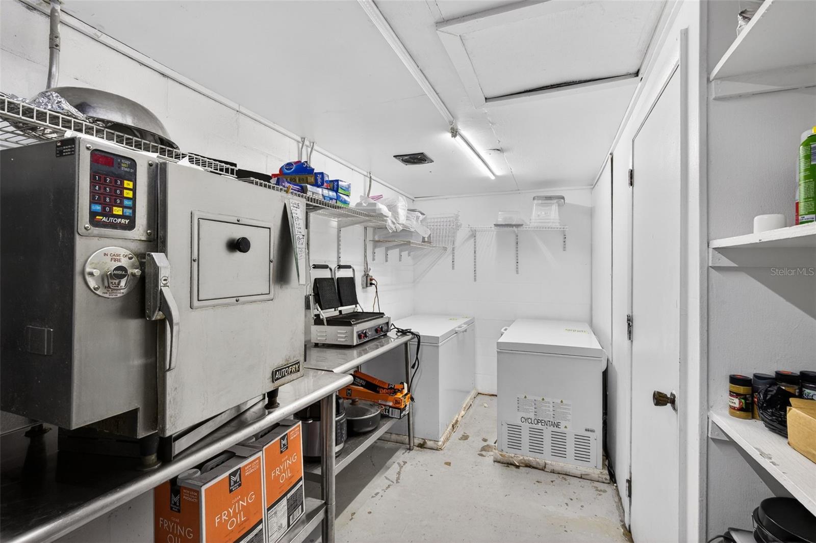 EL RANCHO PARK ADD BLK B - Commercial Sale