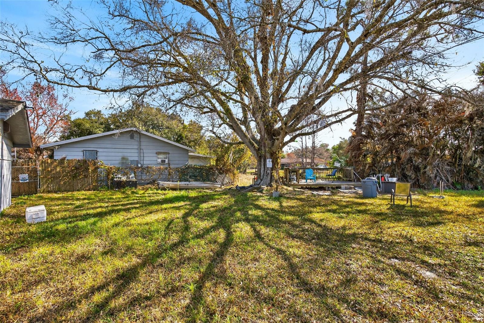 EL RANCHO PARK ADD BLK B - Commercial Sale