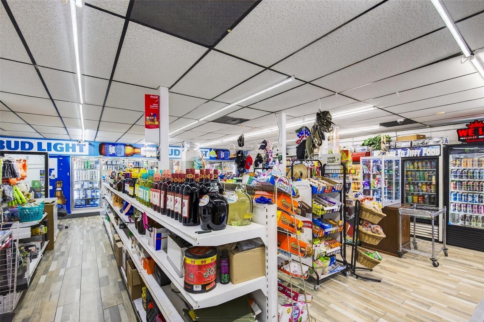 EL RANCHO PARK ADD BLK B - Commercial Sale