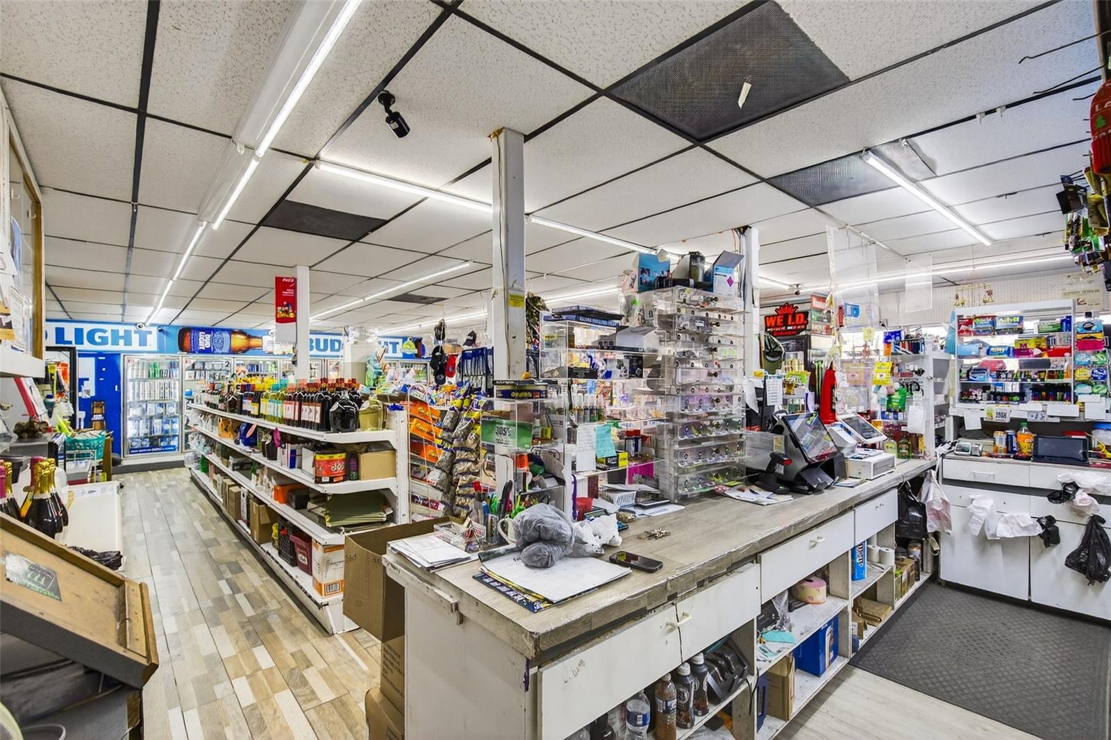 EL RANCHO PARK ADD BLK B - Commercial Sale