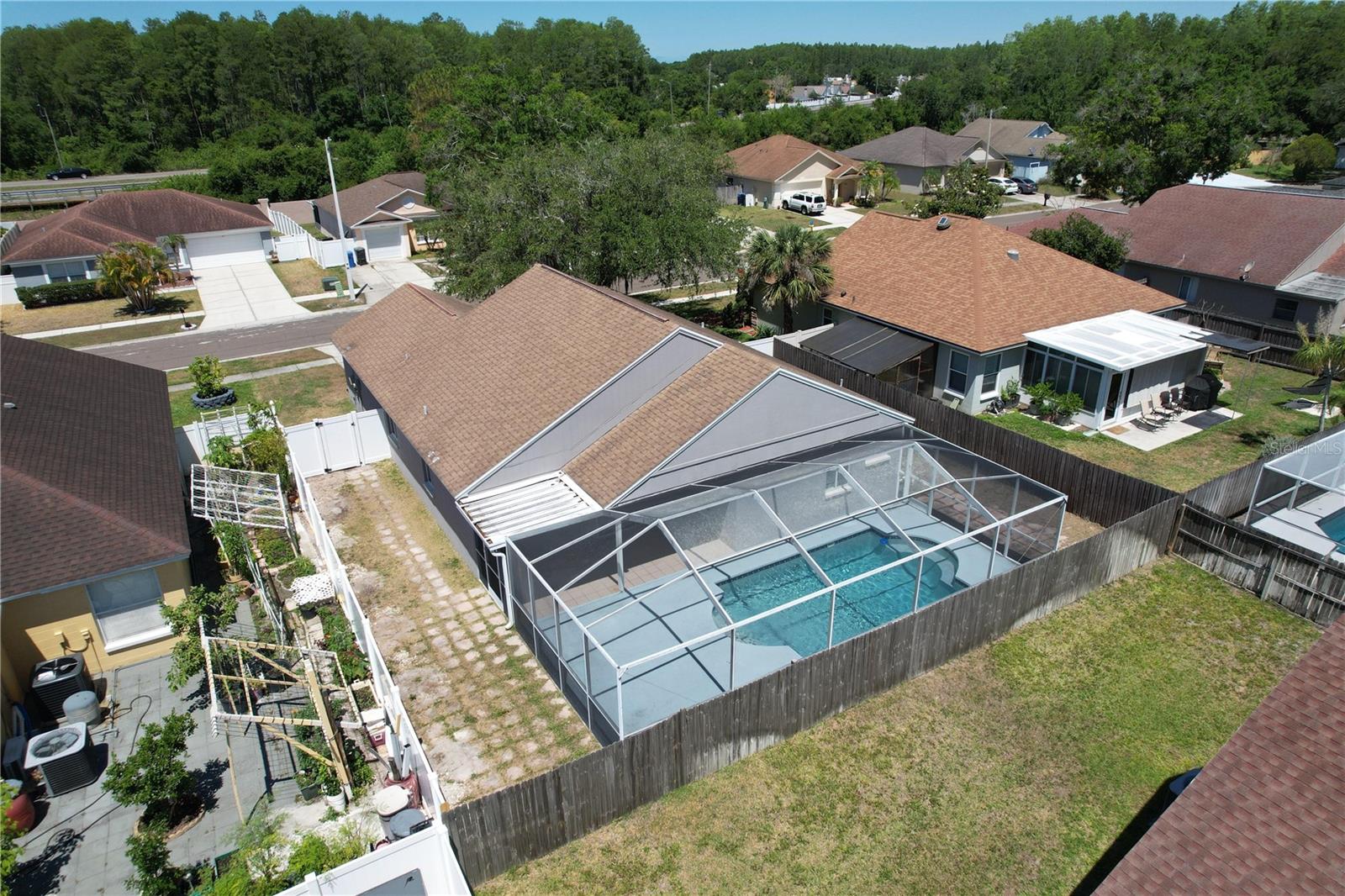 MEADOWGLEN - Residential