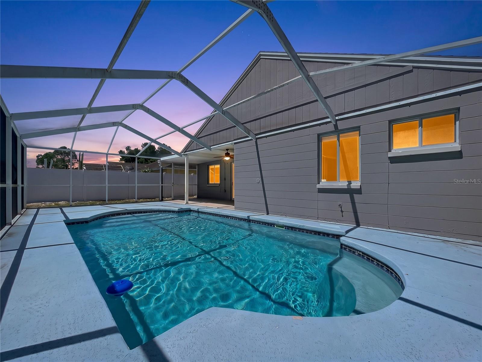 MEADOWGLEN - Residential