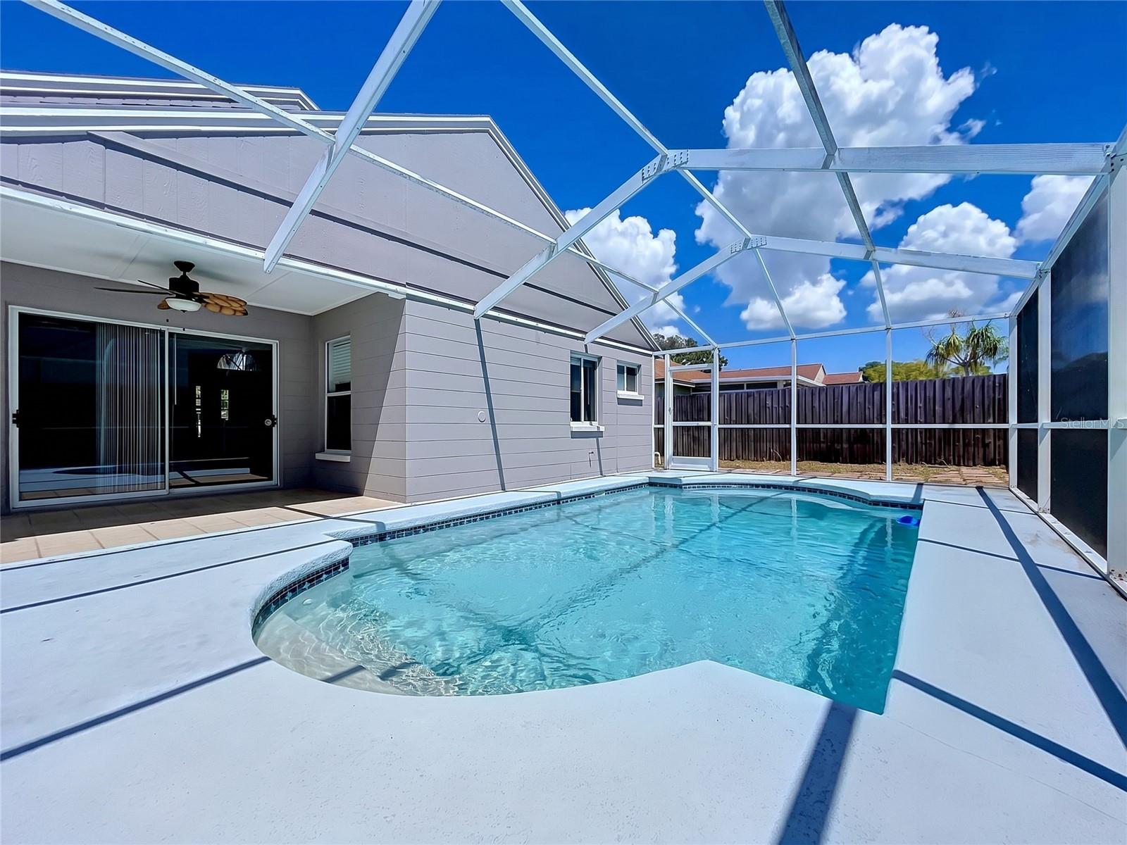 MEADOWGLEN - Residential