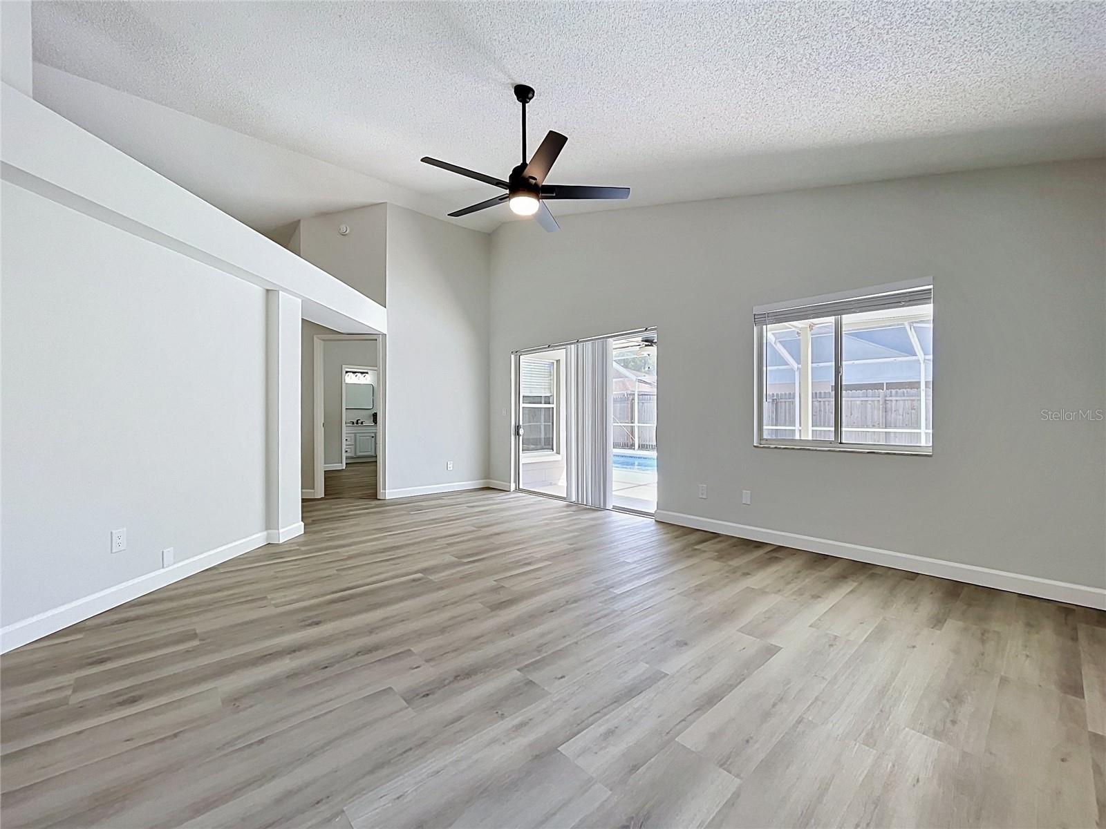 MEADOWGLEN - Residential