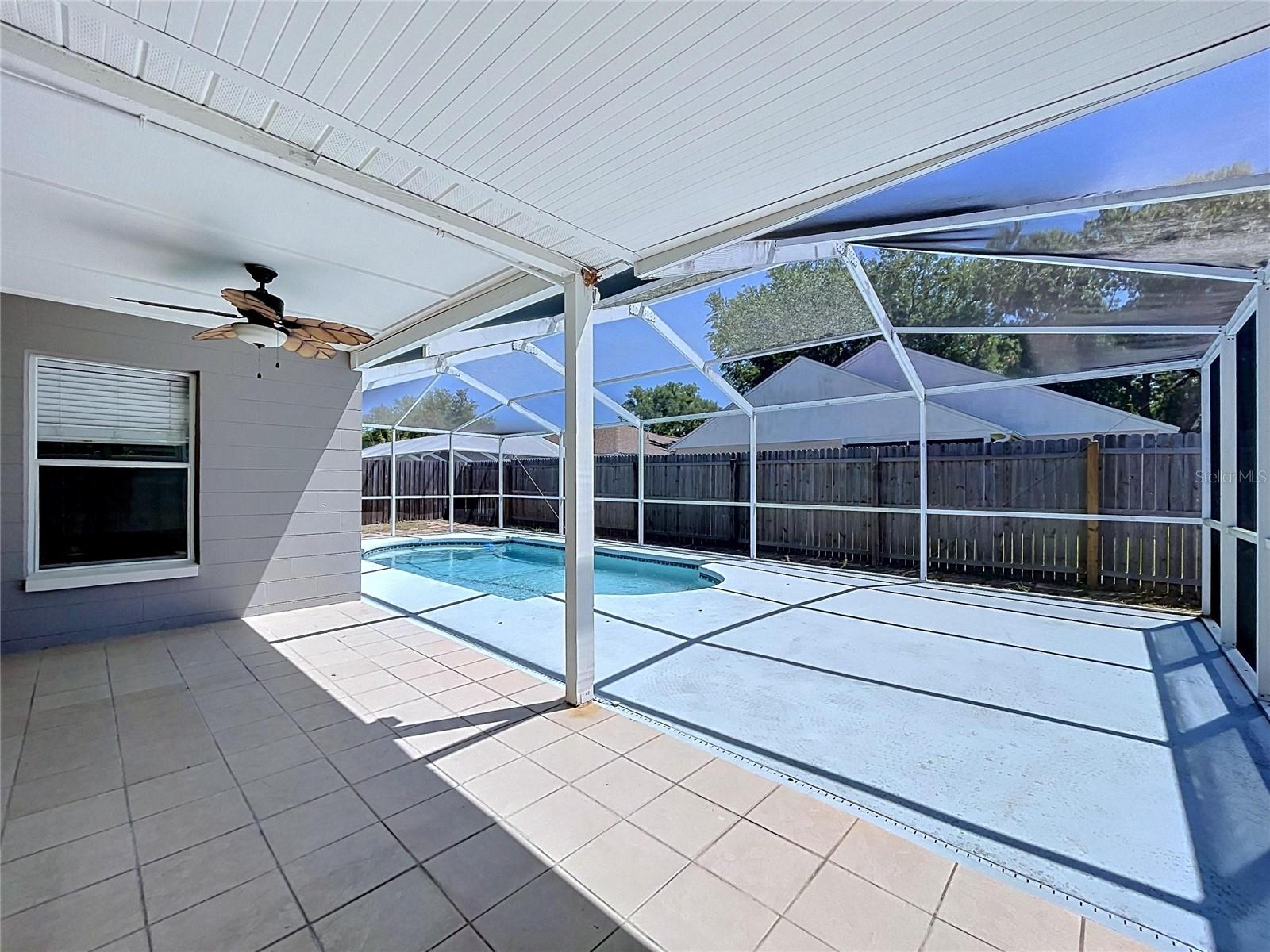 MEADOWGLEN - Residential