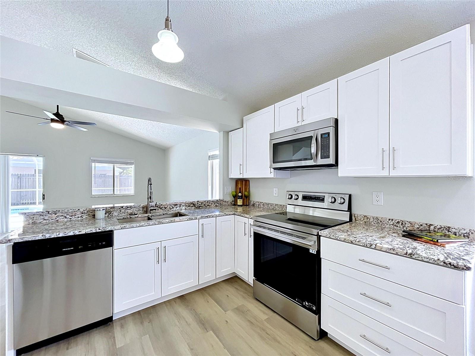 MEADOWGLEN - Residential