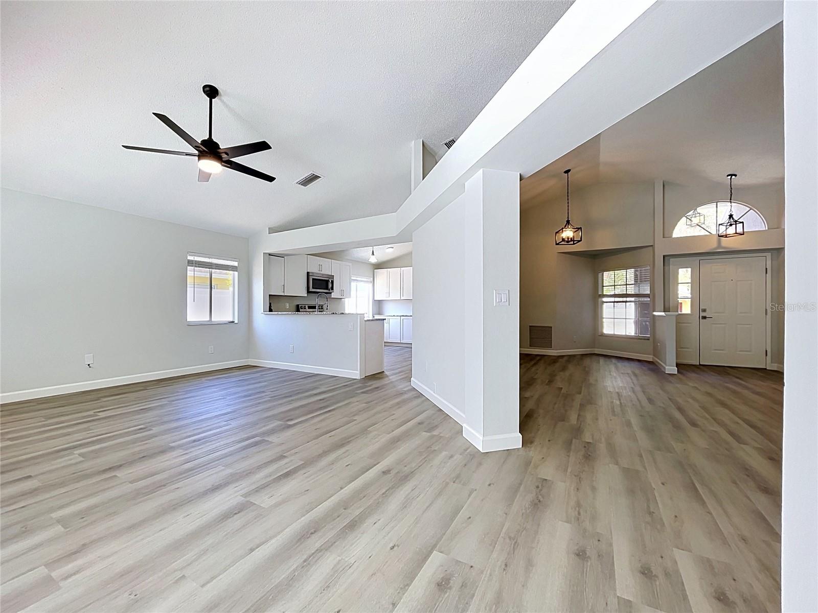 MEADOWGLEN - Residential