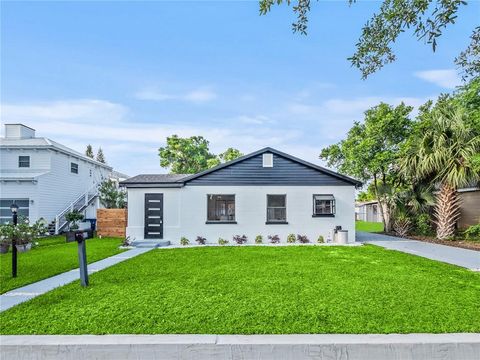 A home in WINTER PARK