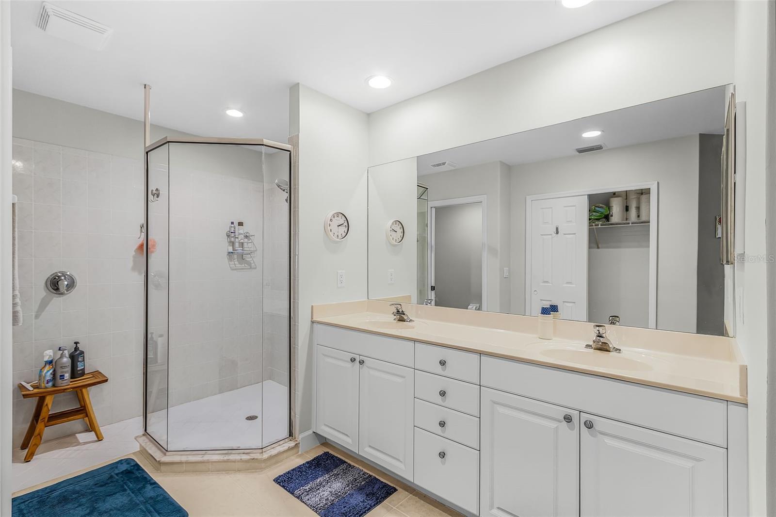 TOPAZ COVE CONDO - Residential