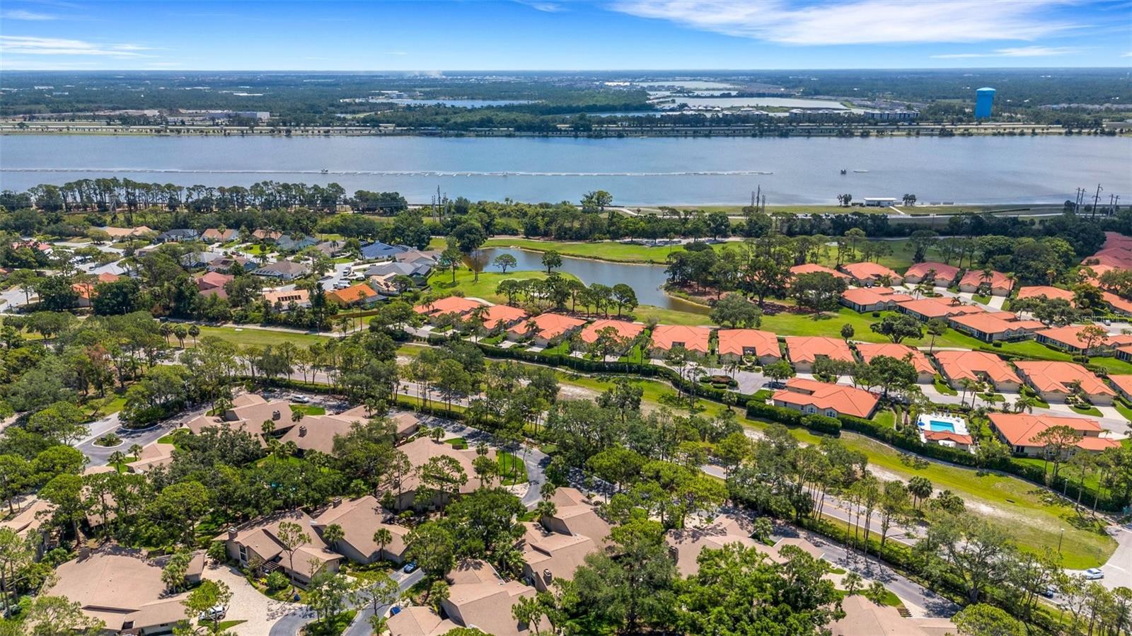 PIPERS WAITE - Residential