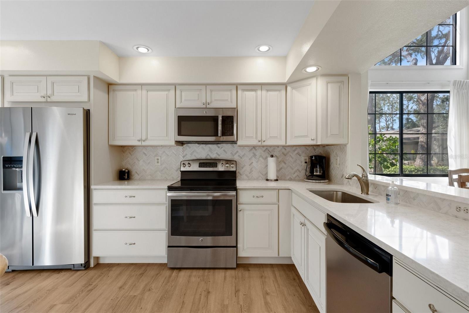 PIPERS WAITE - Residential