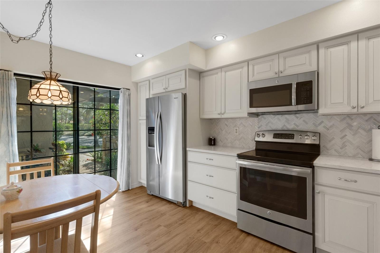 PIPERS WAITE - Residential