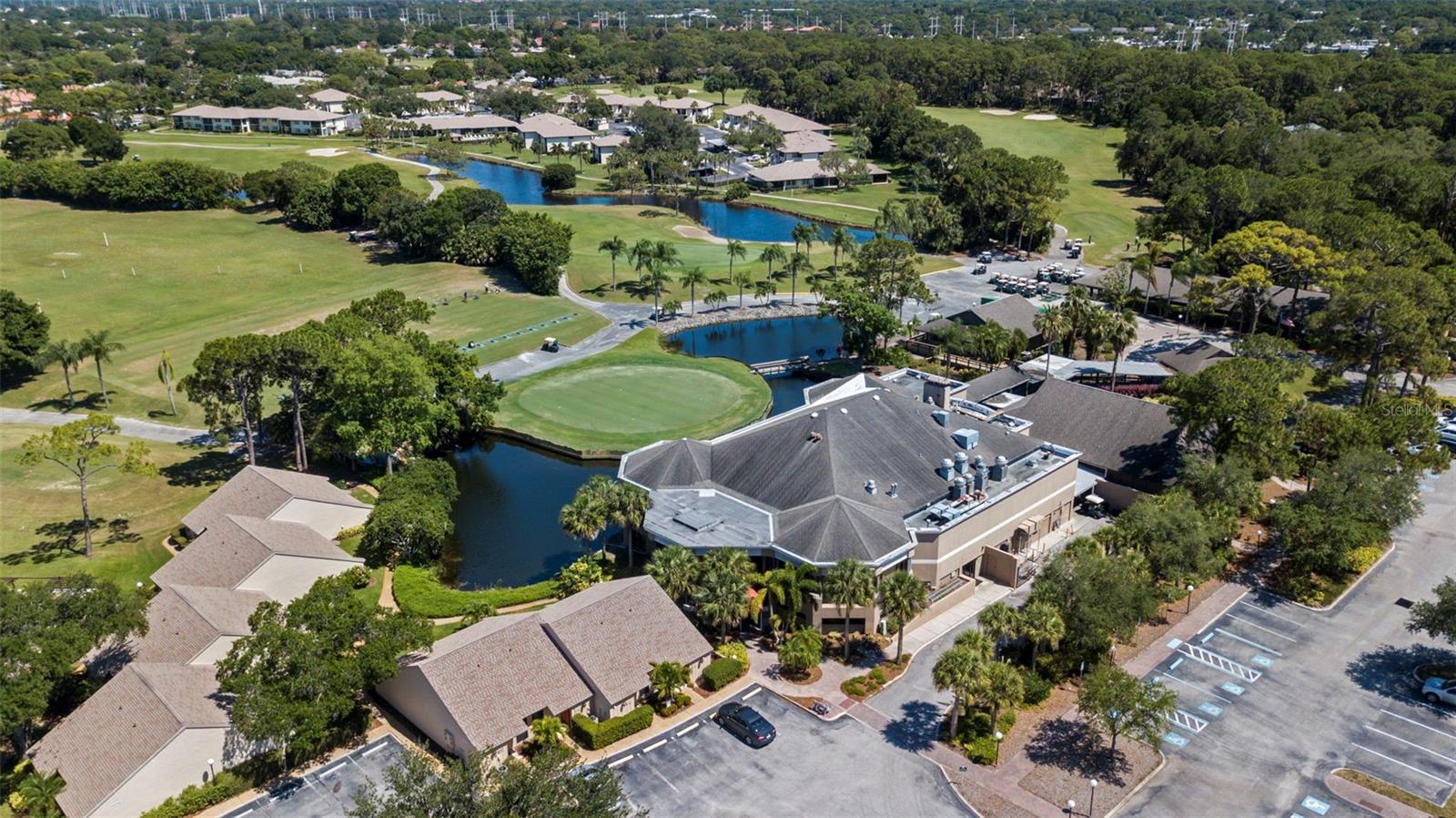 PIPERS WAITE - Residential