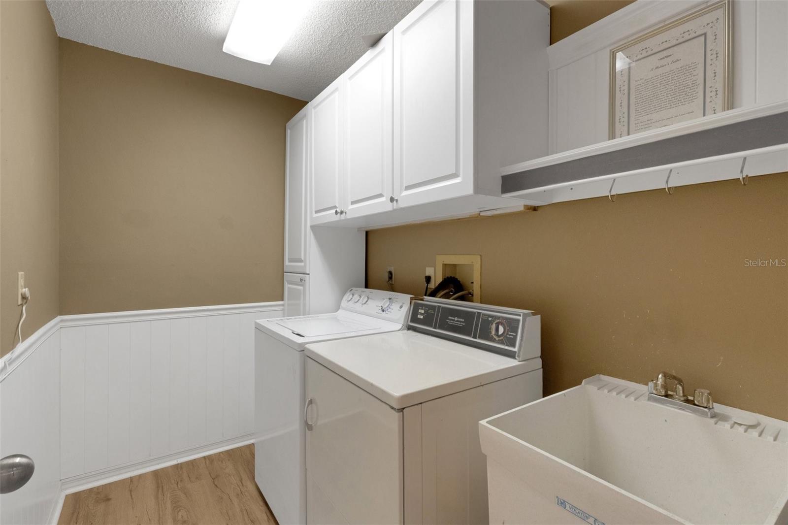 PIPERS WAITE - Residential