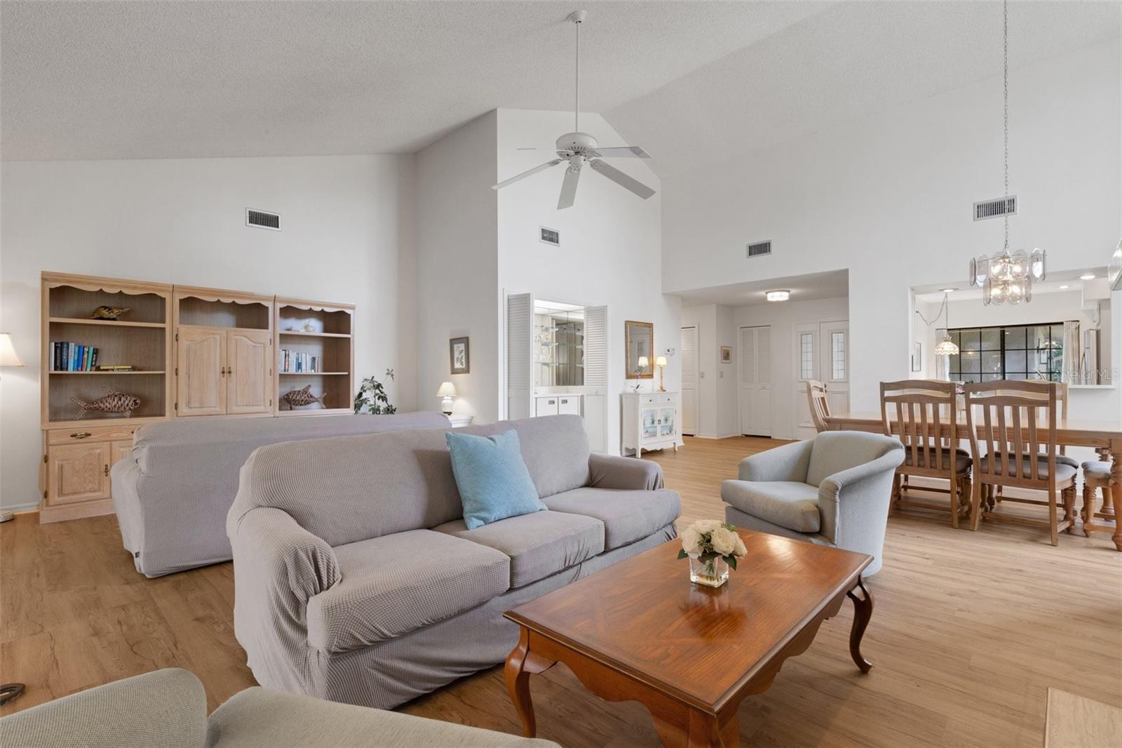 PIPERS WAITE - Residential