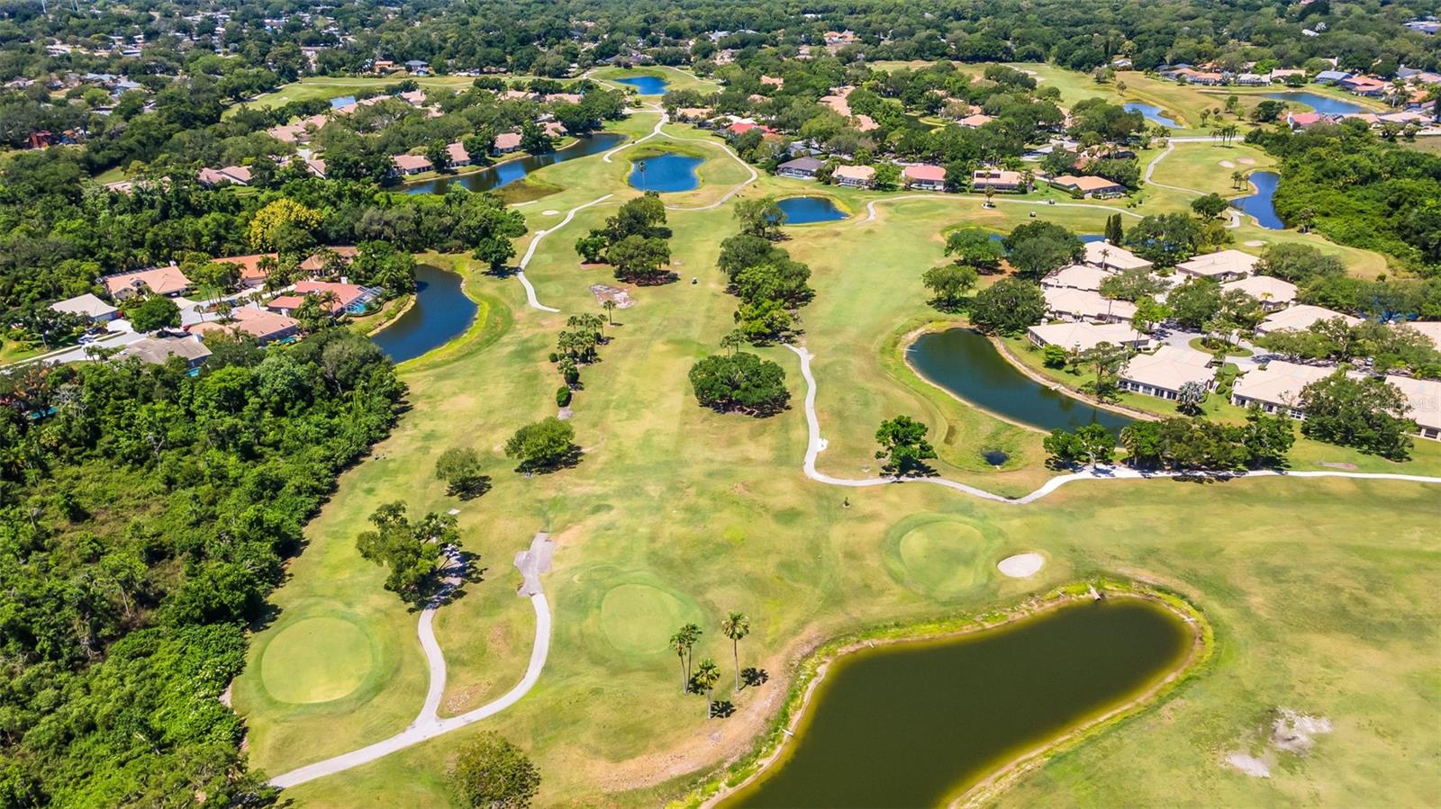 PIPERS WAITE - Residential