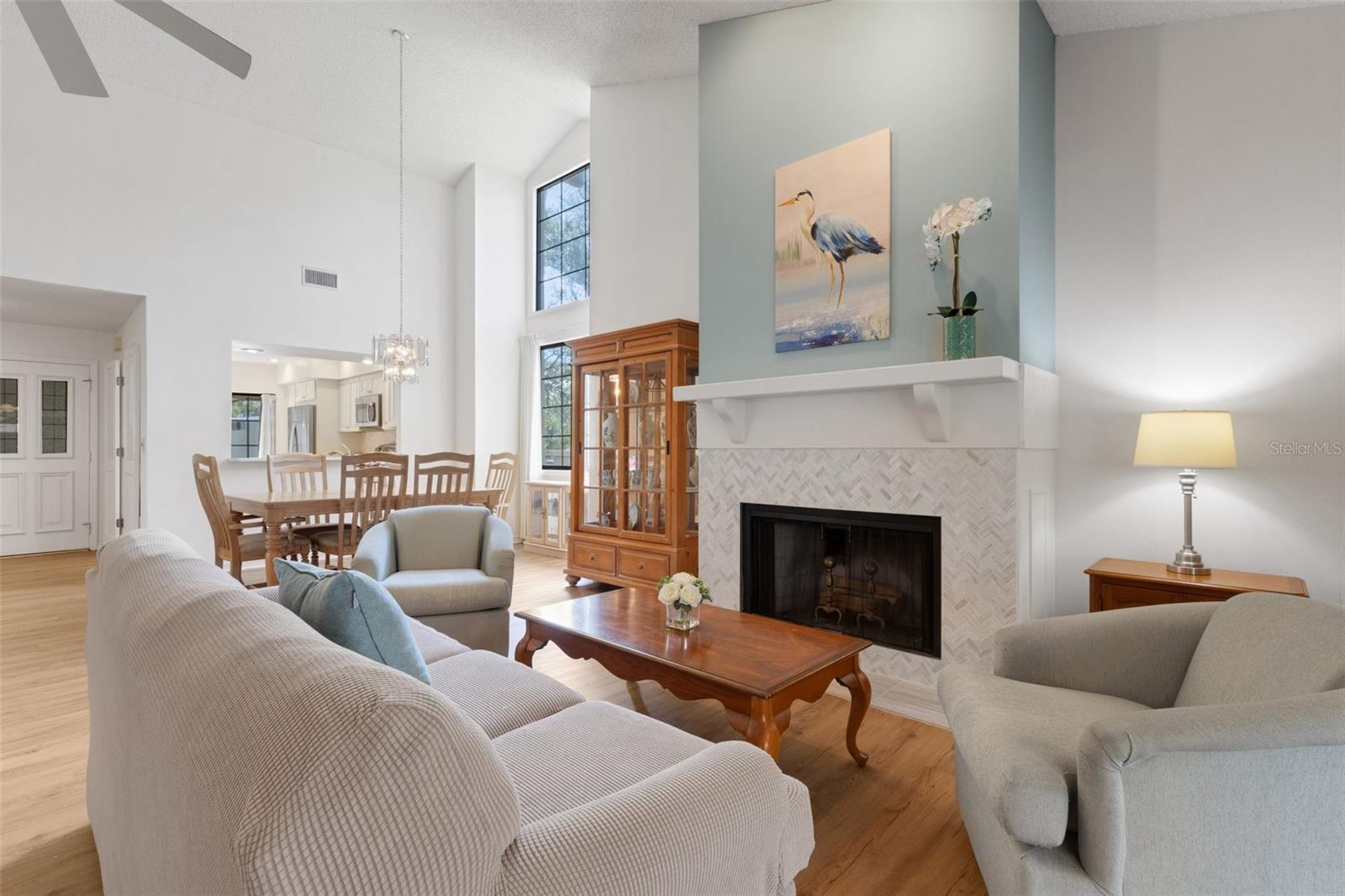 PIPERS WAITE - Residential