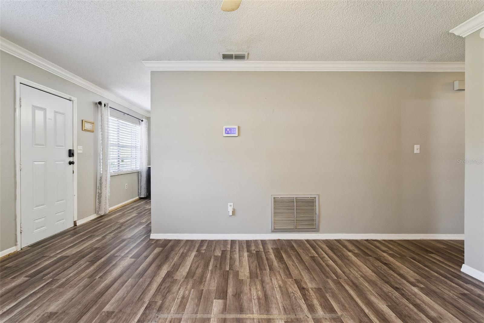 LADY LAKE APRIL HILLS - Residential