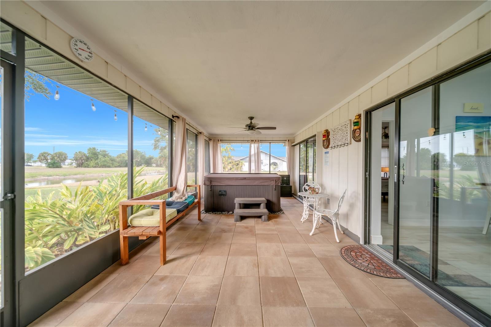 ROTONDA WEST PEBBLE BEACH - Residential