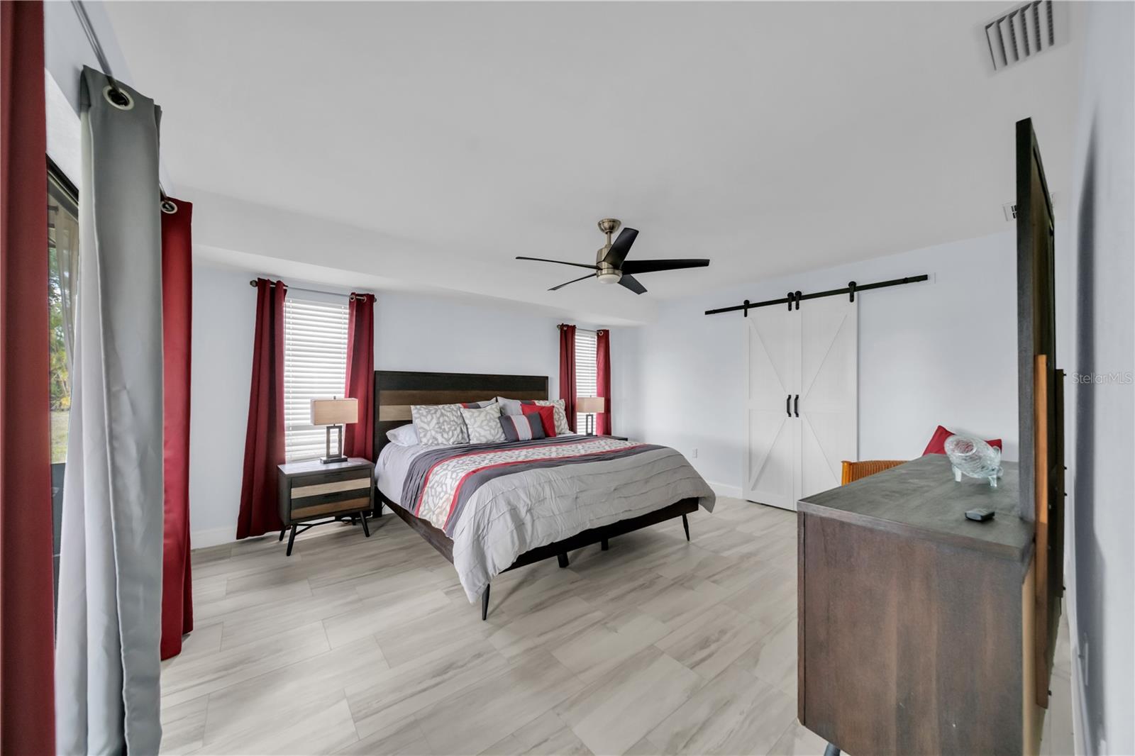 ROTONDA WEST PEBBLE BEACH - Residential