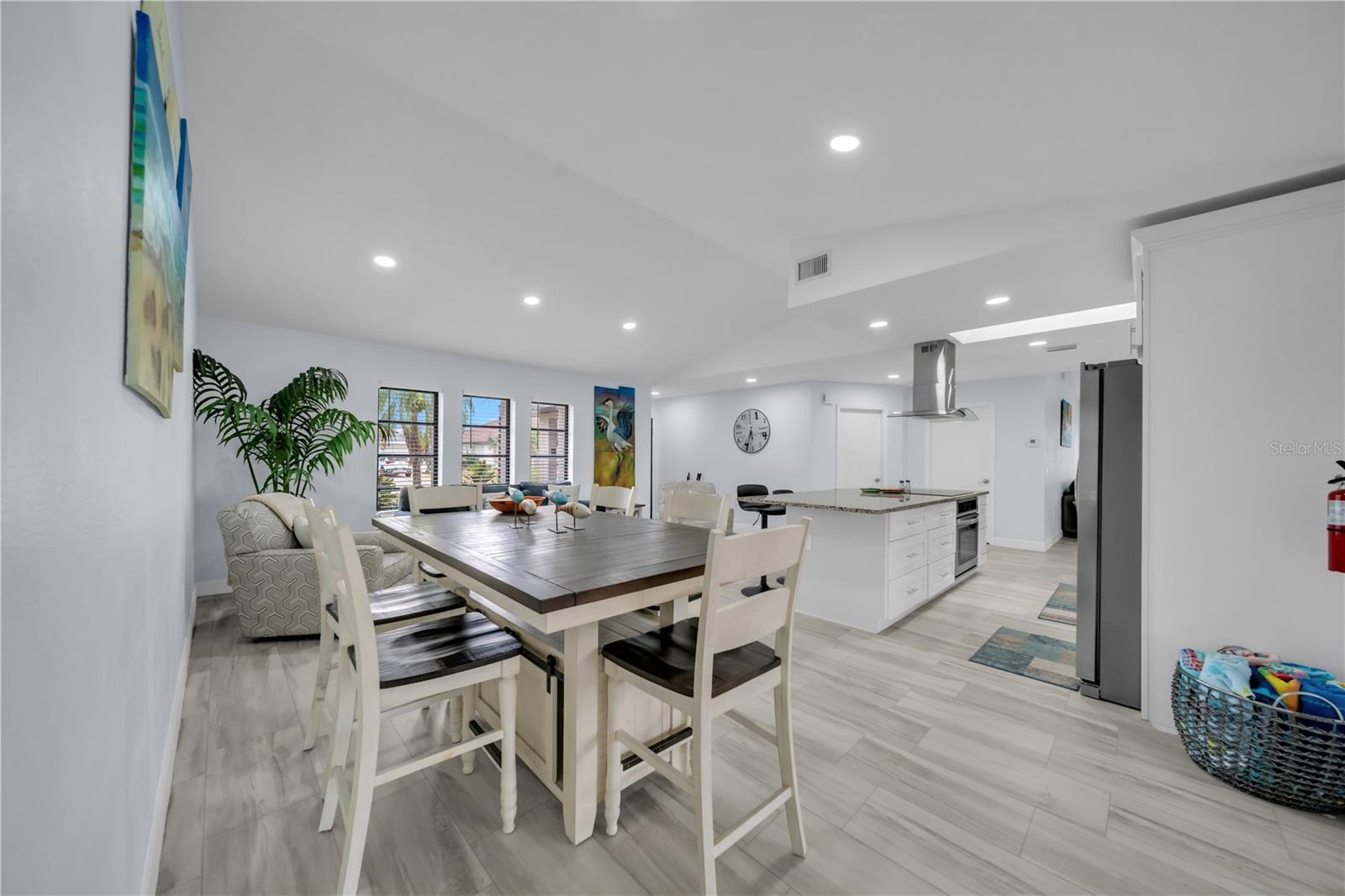 ROTONDA WEST PEBBLE BEACH - Residential
