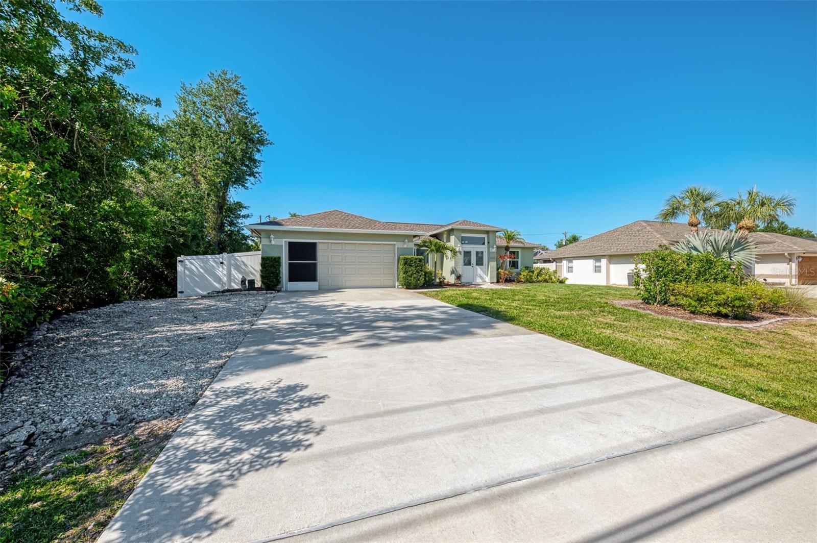 23516 PEACHLAND BOULEVARD