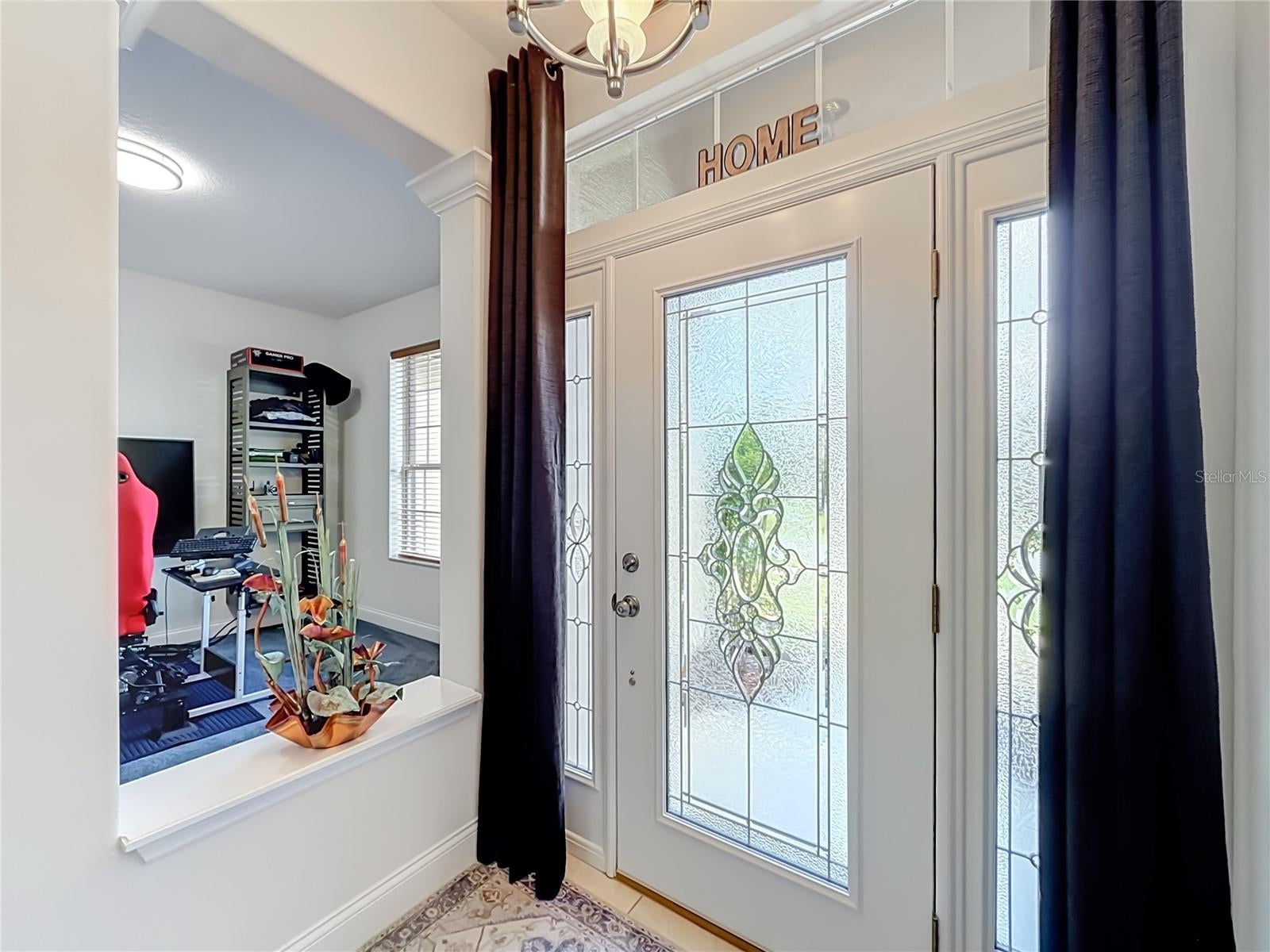 2452 W ARBUTUS DRIVE