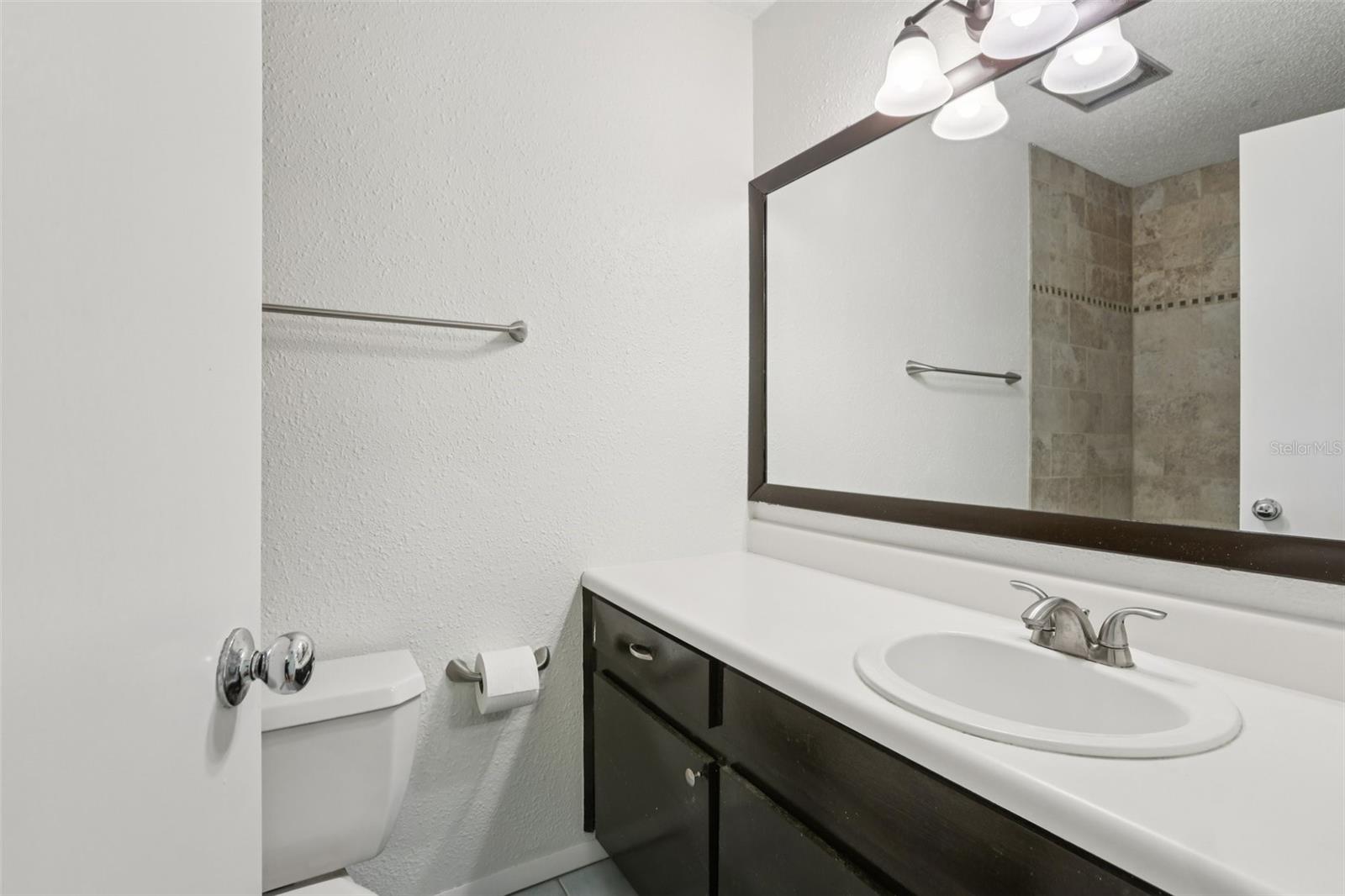 BAY TOWNE - Residential