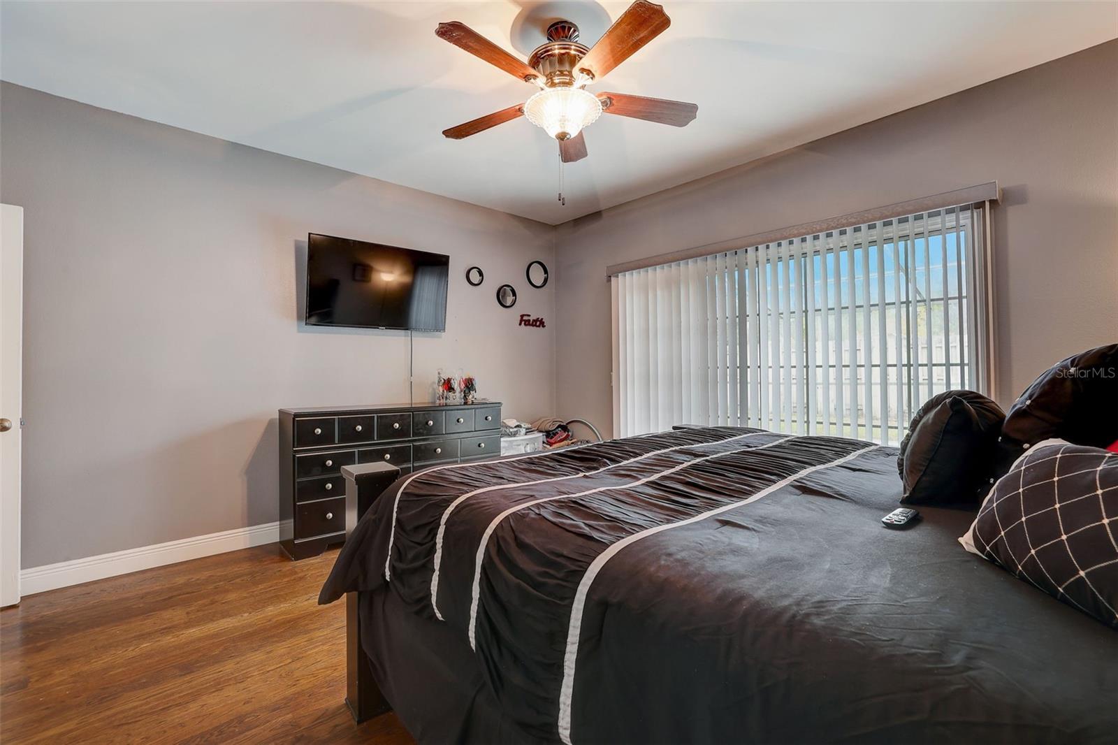 LAKES OF ALOMA - Residential