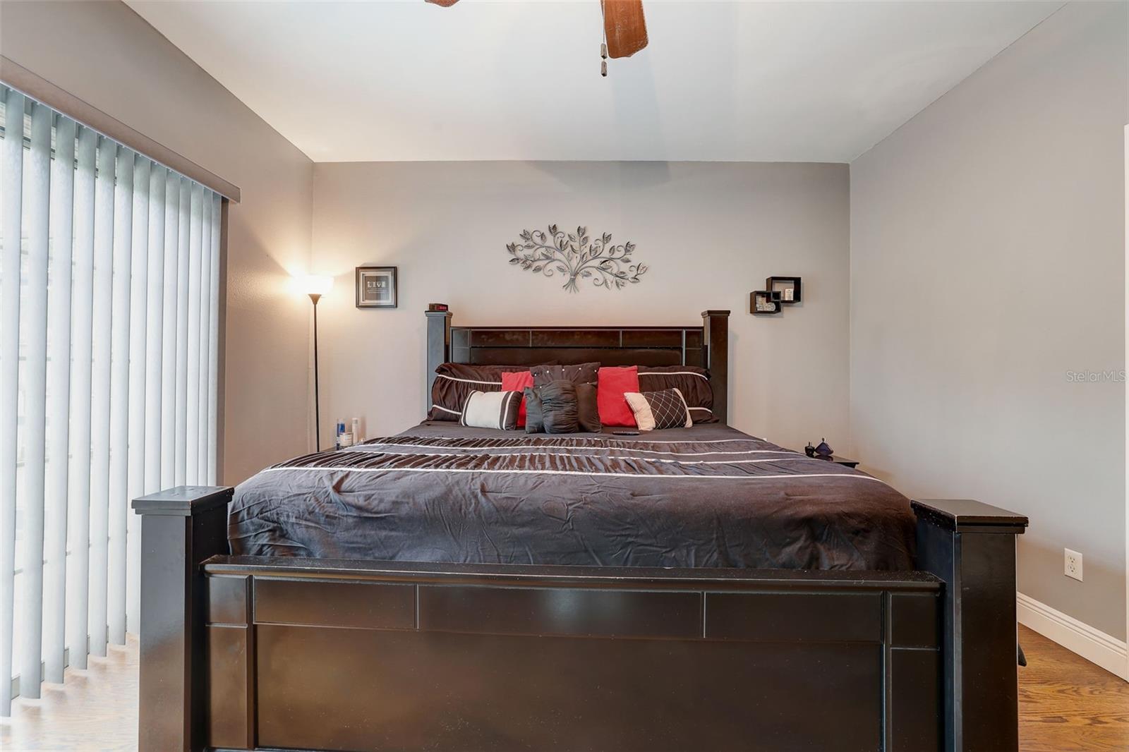 LAKES OF ALOMA - Residential