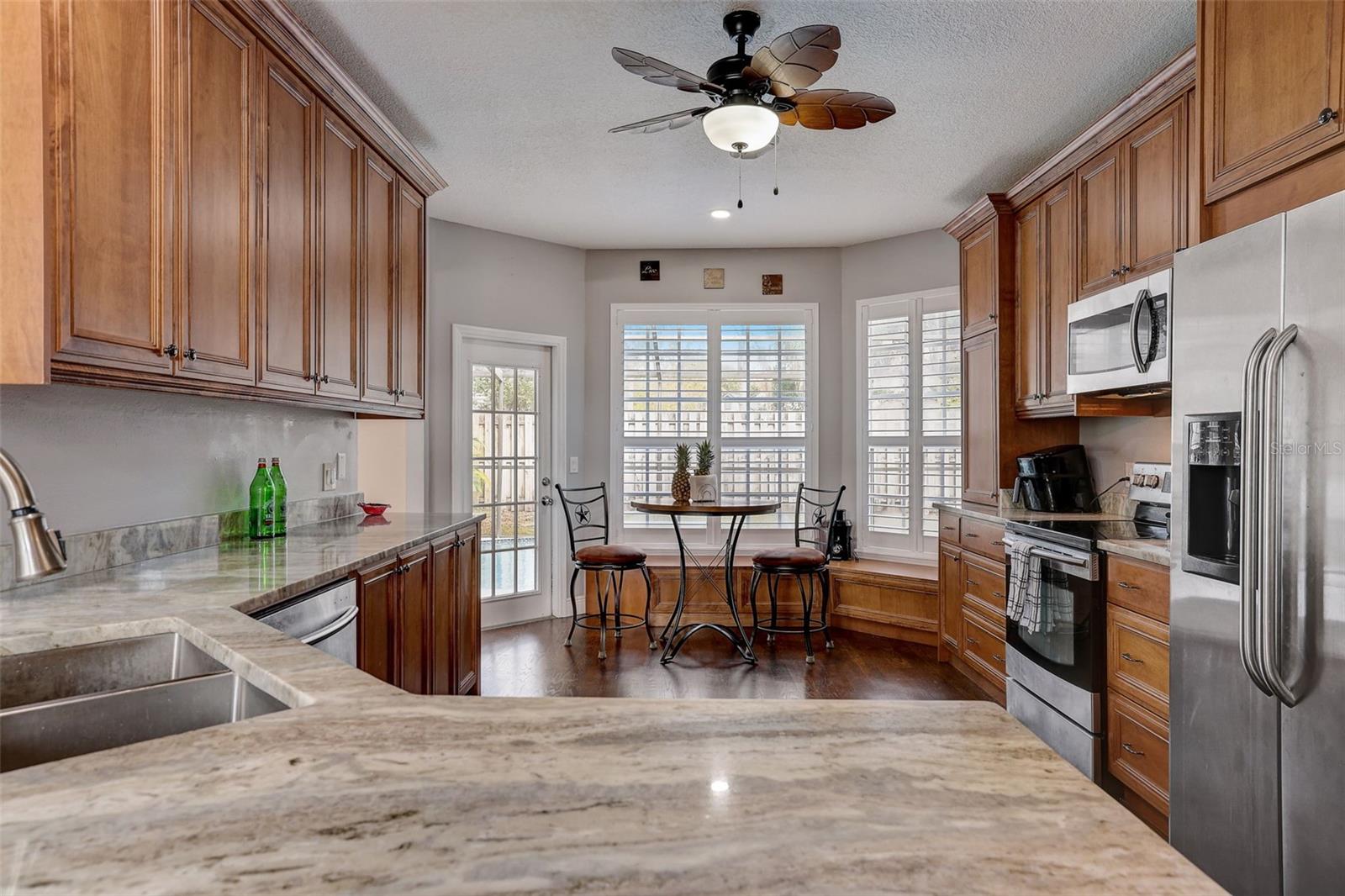 LAKES OF ALOMA - Residential