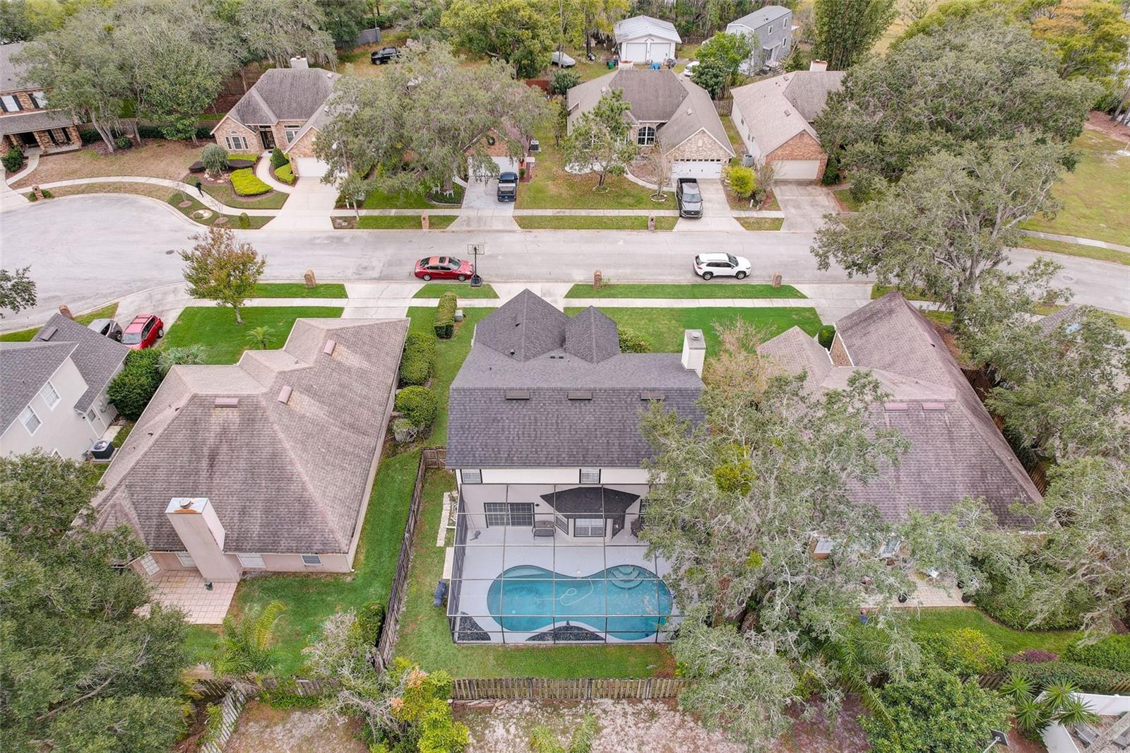 LAKES OF ALOMA - Residential