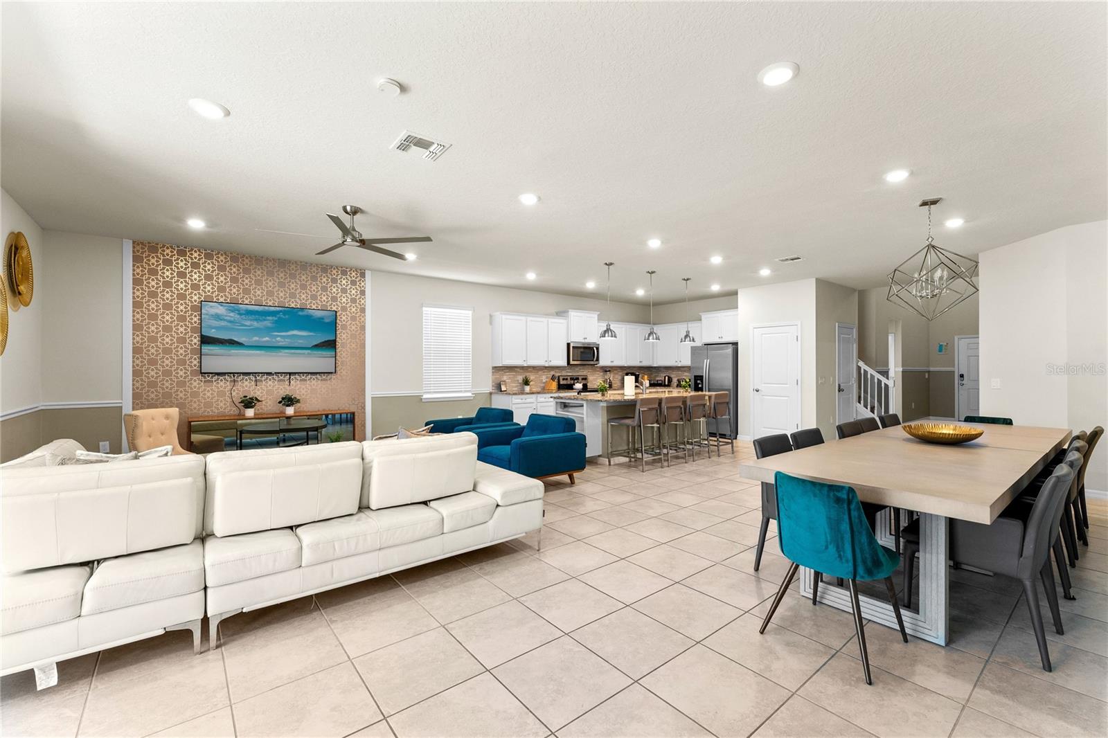 2161 LELANI CIRCLE