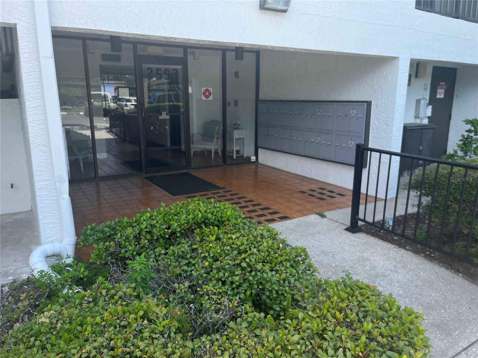 2593 COUNTRYSIDE BOULEVARD 7203